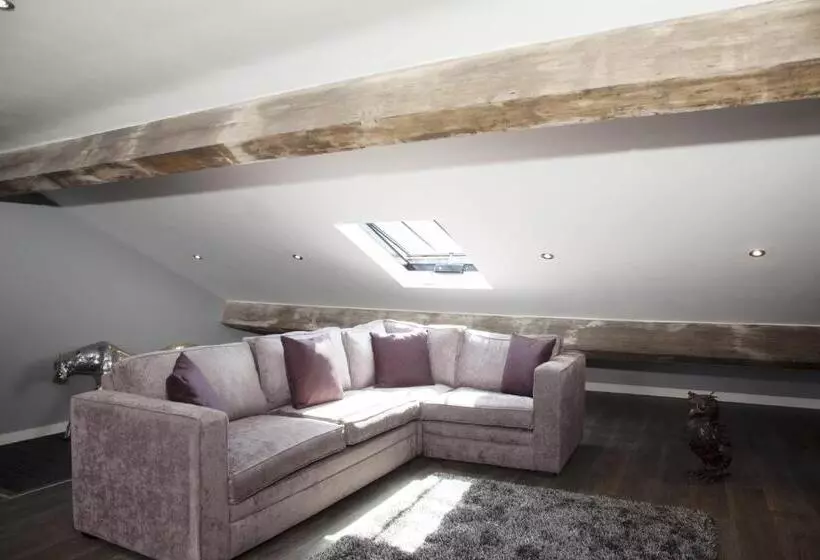 Duke Street Apartments By Epic