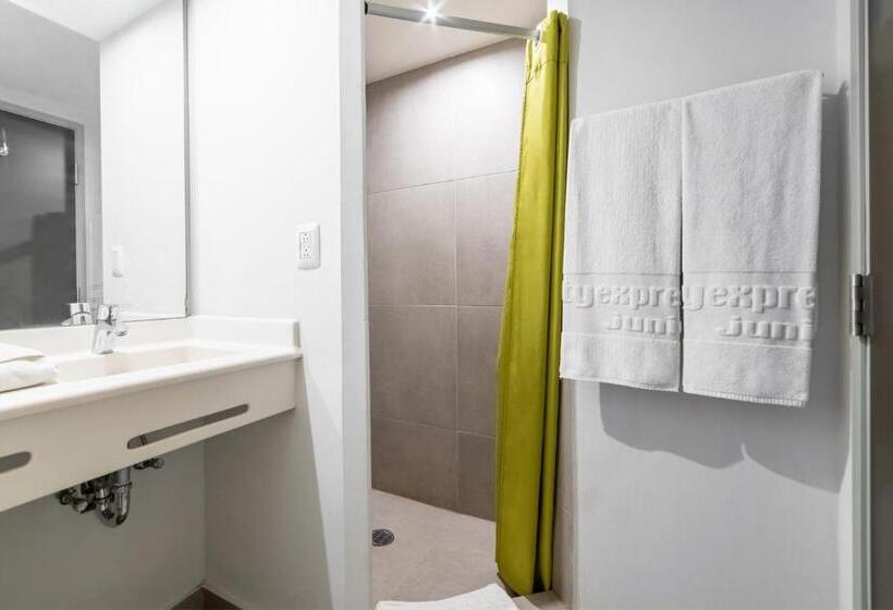 Отель City Express Junior By Marriott Villahermosa