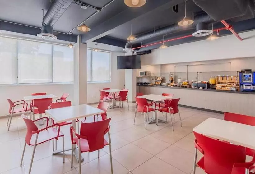 هتل City Express Junior By Marriott Villahermosa