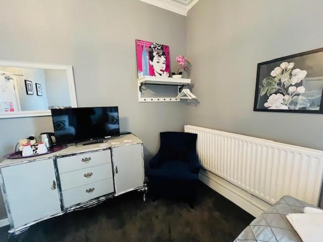 فندق Horn And Trumpet