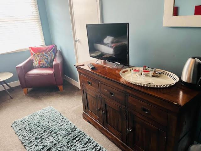 فندق Horn And Trumpet