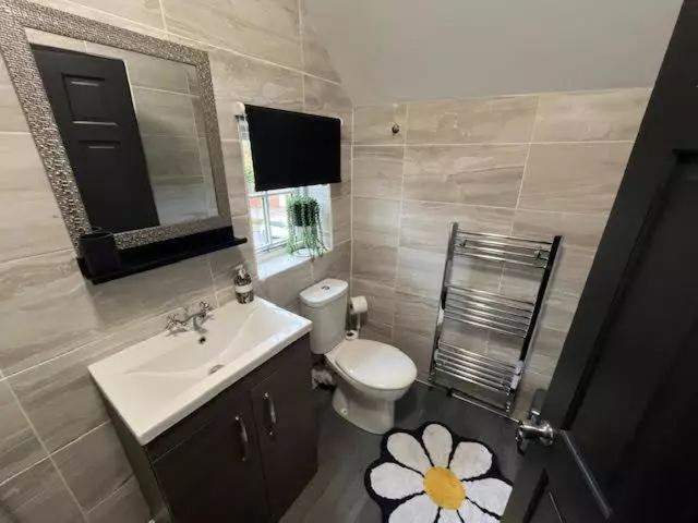 Hotelli Horn And Trumpet