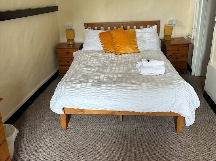 Hotel Kings Arms Inn