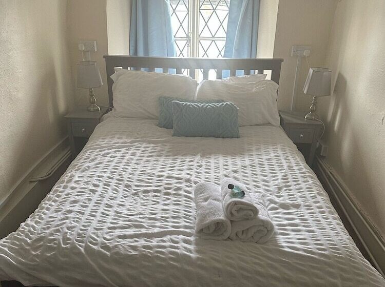 Hotel Kings Arms Inn