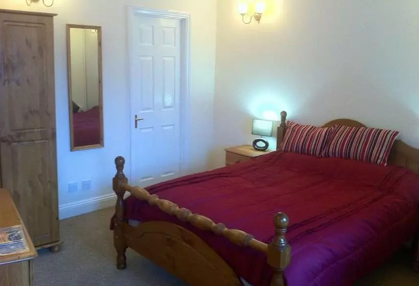 호텔 Pig & Whistle