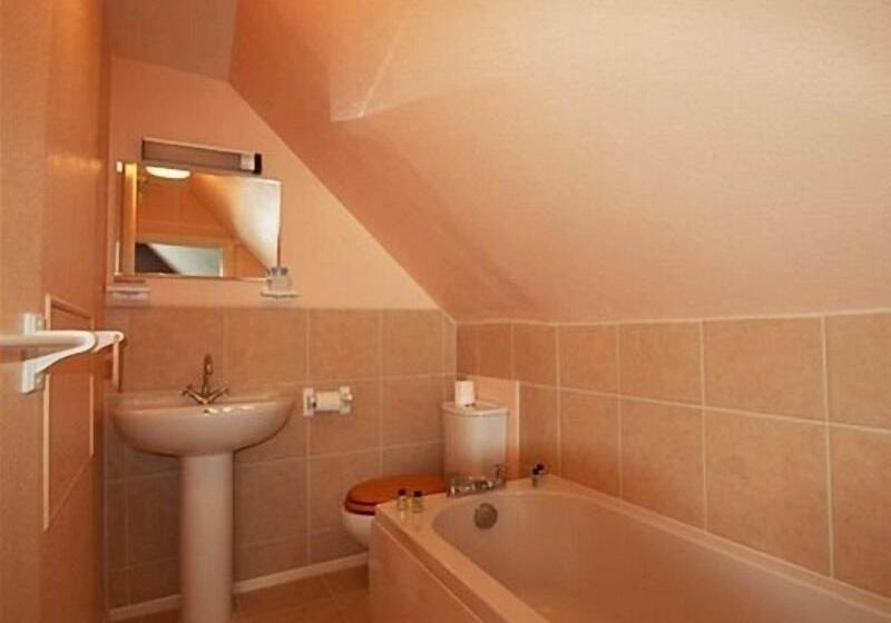 فندق The Bugle Coaching Inn