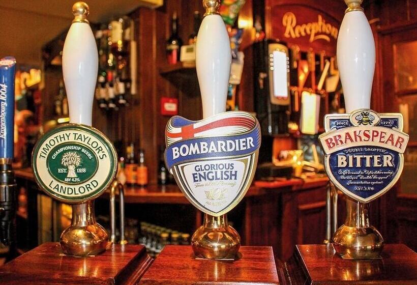 فندق The Bugle Coaching Inn