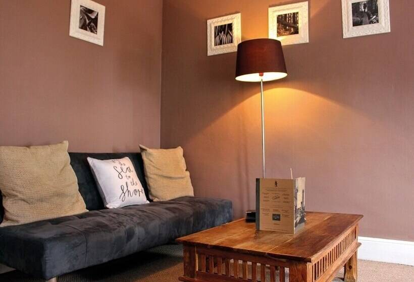 فندق The Bugle Coaching Inn