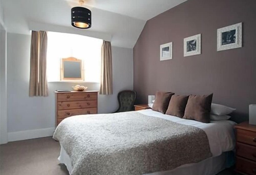 فندق The Bugle Coaching Inn