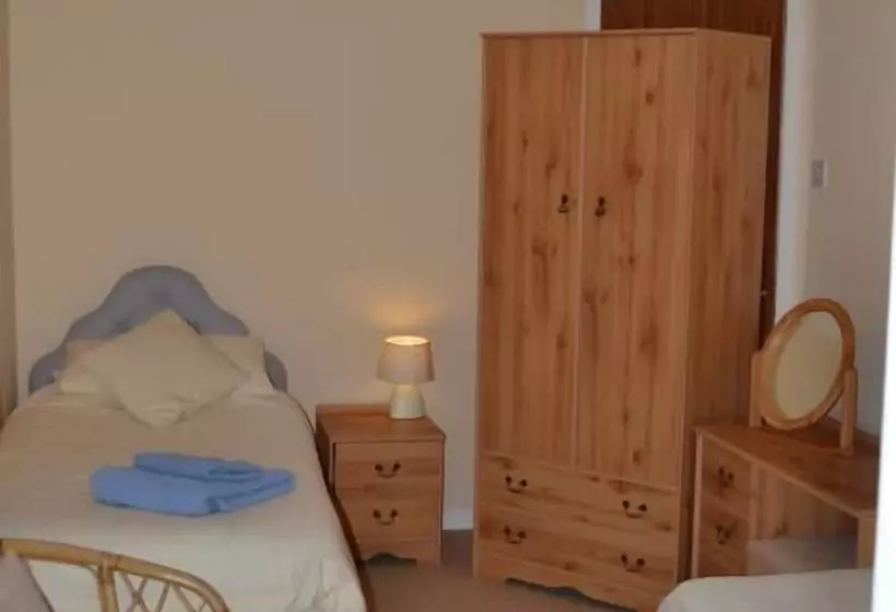 בית מלון כפרי City Inn