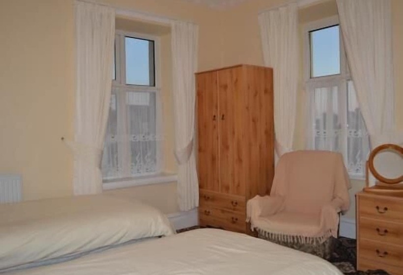 בית מלון כפרי City Inn