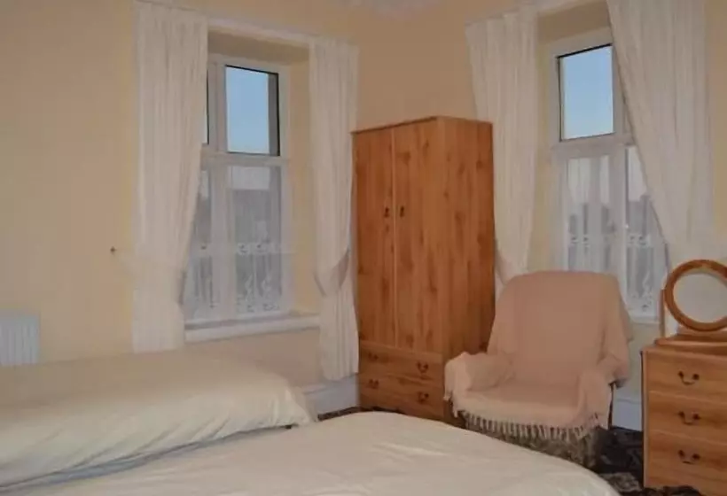 בית מלון כפרי City Inn