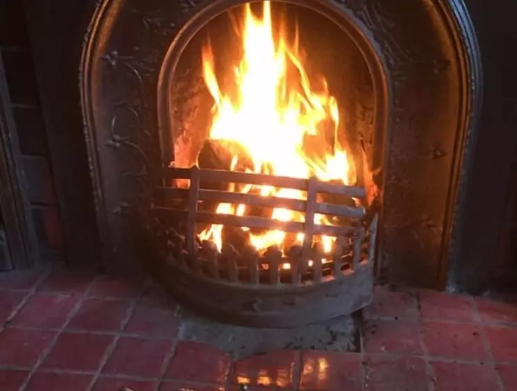 בית מלון כפרי The Endeavour