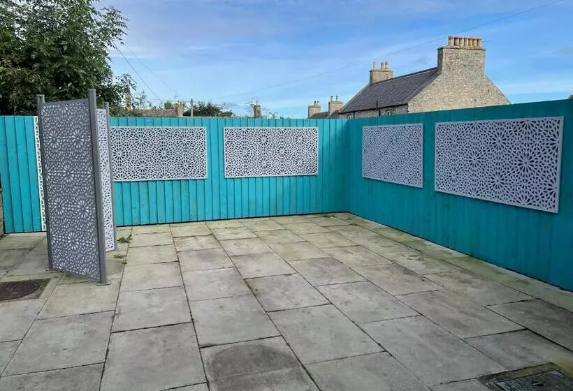 Hotel The Inn @ Y Not