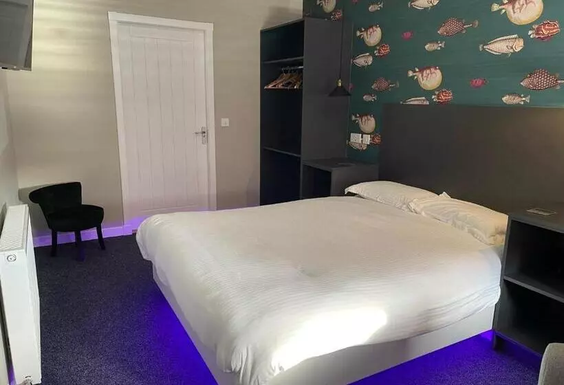 Hotel The Inn @ Y Not