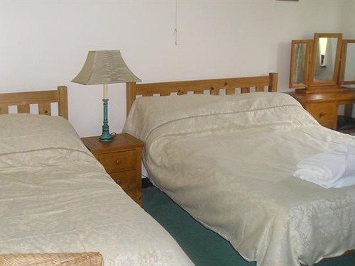 Отель Innis Inn