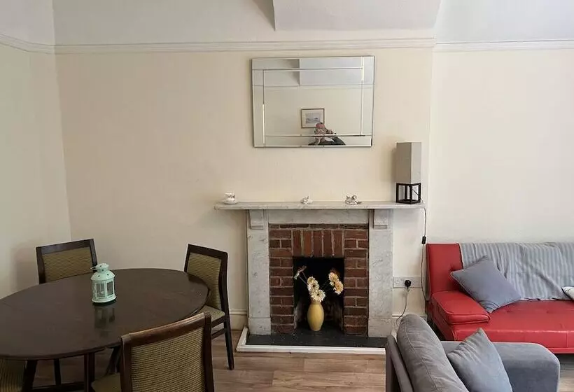 ホテル The Talbot