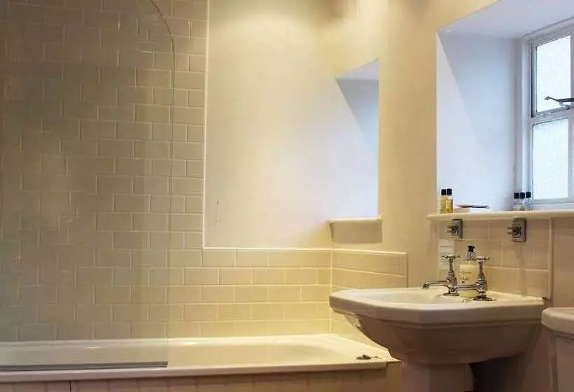 ホテル The Talbot