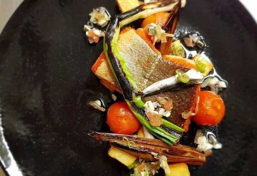 Отель The Three Cups Inn