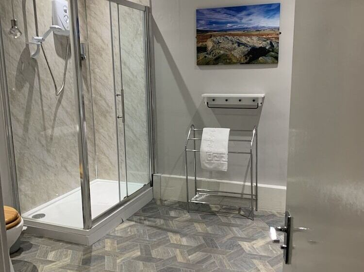 בית מלון כפרי Turks Head Rothbury