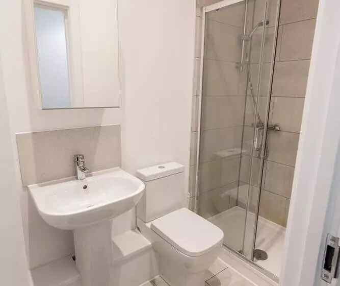 Meridian Apartment Suites