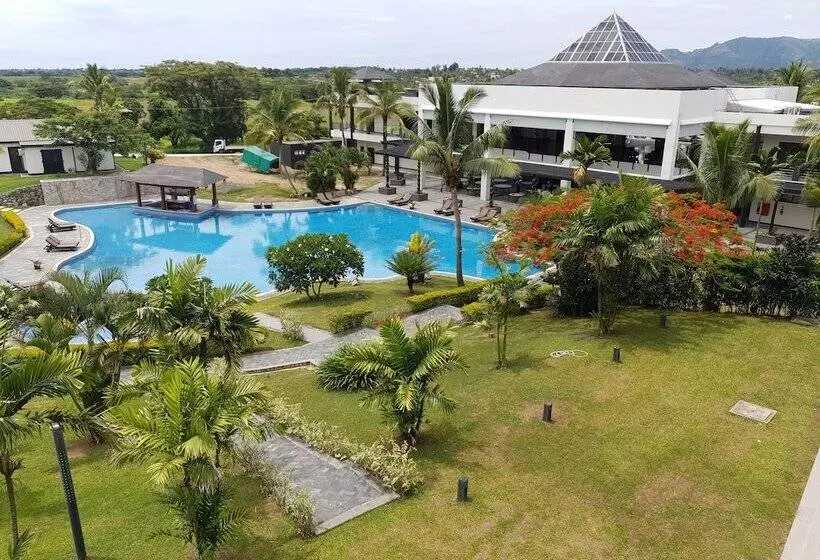 Nasau Resort & Villas