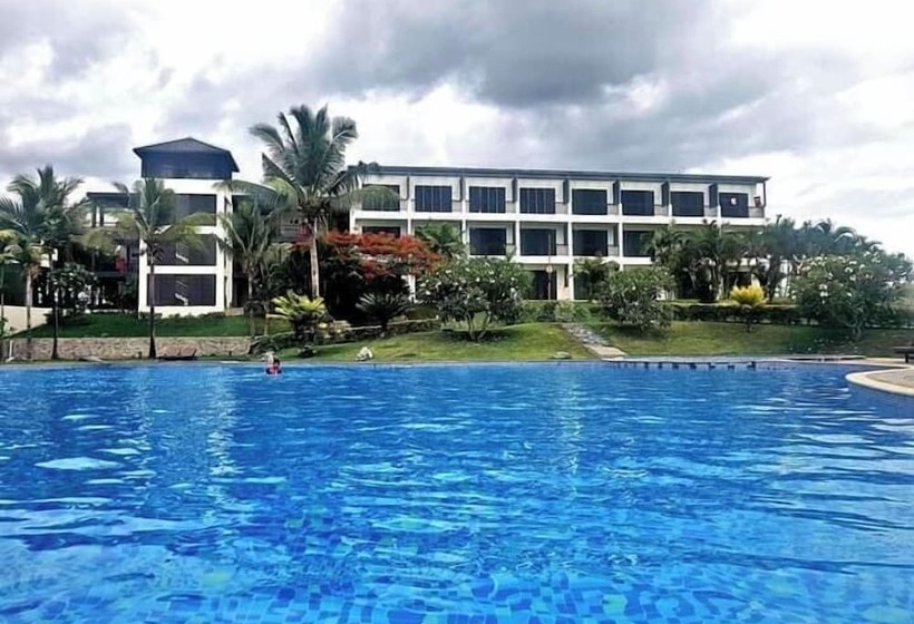 Nasau Resort & Villas
