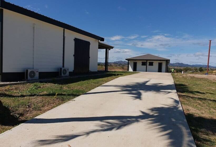 Nasau Resort & Villas