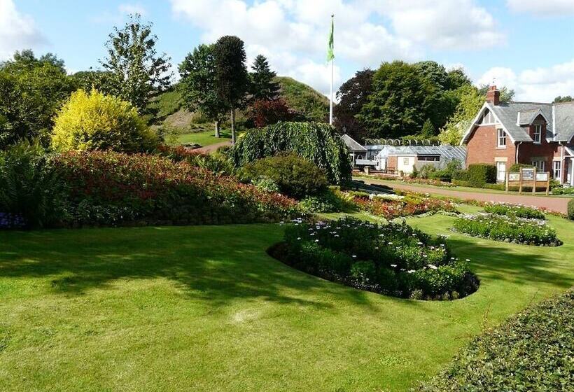 펜션 The Premier Lodge