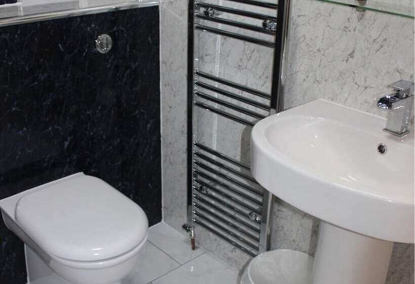 펜션 The Premier Lodge