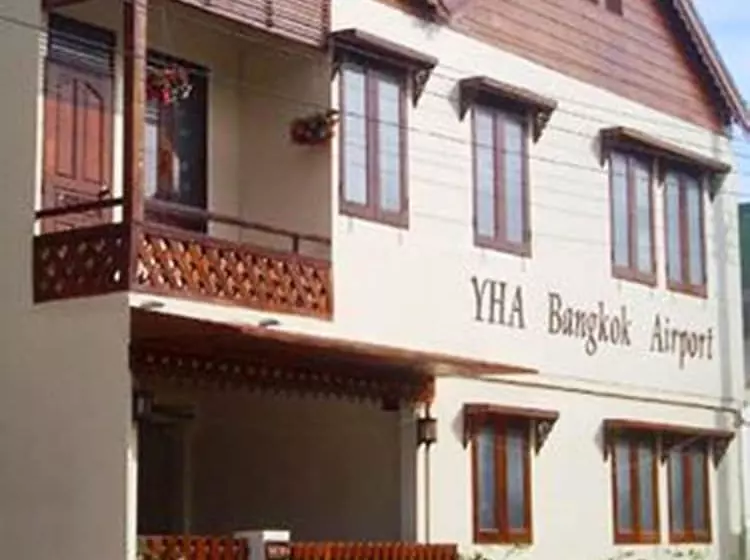 Yha Bangkok Airport   Hostel