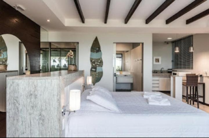 ペンション Morada Prainha