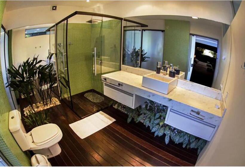 ペンション Morada Prainha