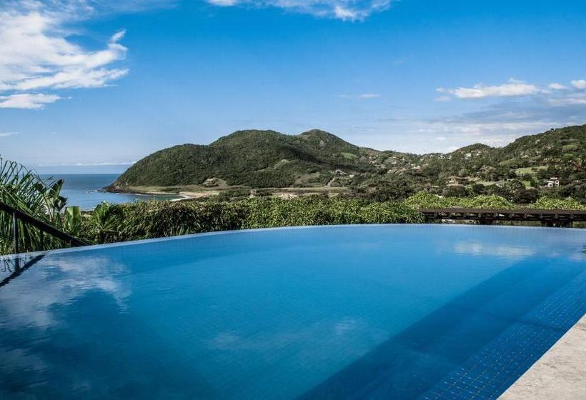 ペンション Morada Prainha