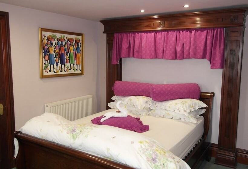 Aamiaismajoitus (B&B) Little Red Rooster Rest And Spa