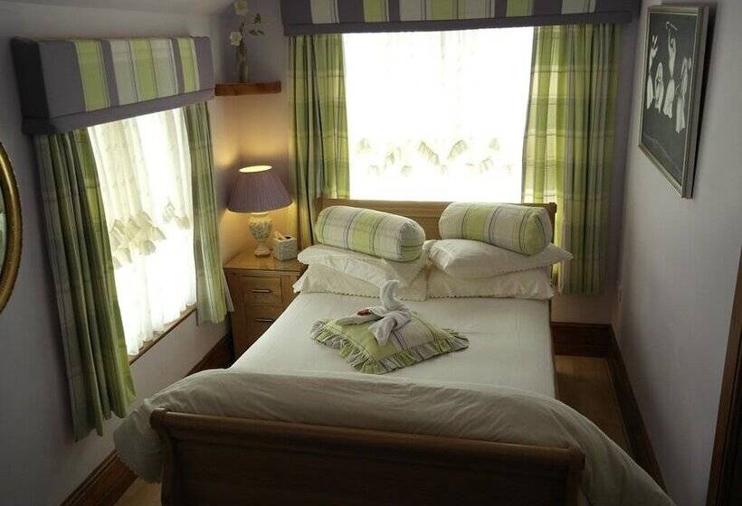 Aamiaismajoitus (B&B) Little Red Rooster Rest And Spa