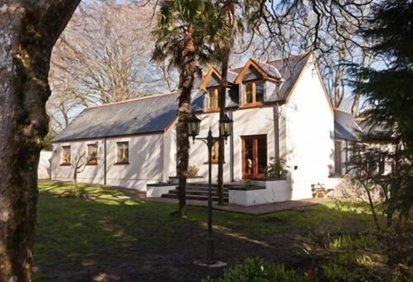 Aamiaismajoitus (B&B) Little Red Rooster Rest And Spa