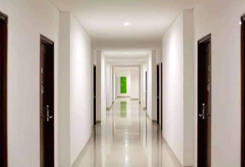 Amaris Hotel Dewi Sri