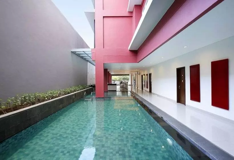 Amaris Hotel Dewi Sri