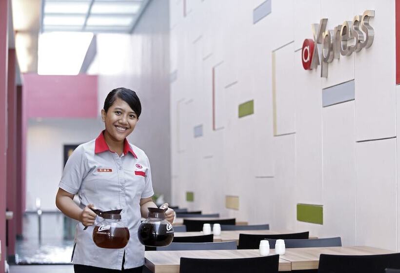 Amaris Hotel Dewi Sri