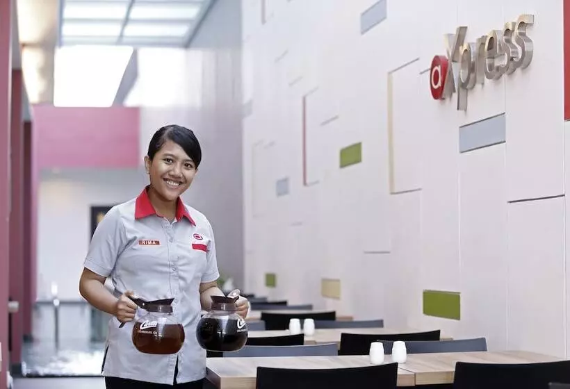 Amaris Hotel Dewi Sri