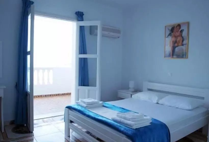 هتل Athena Palace