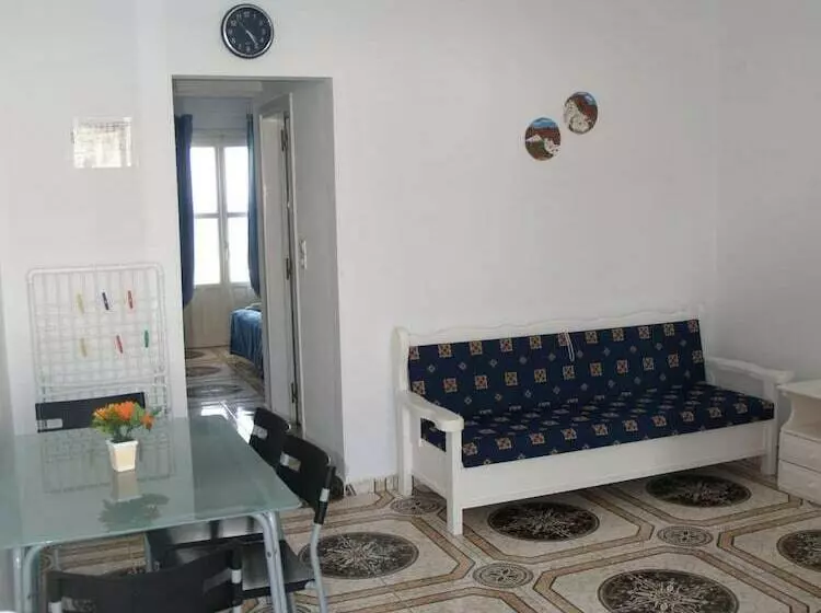 هتل Athena Palace