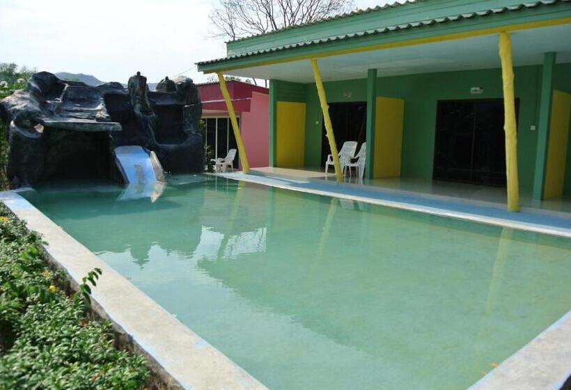 فندق Baanraisooksangchan