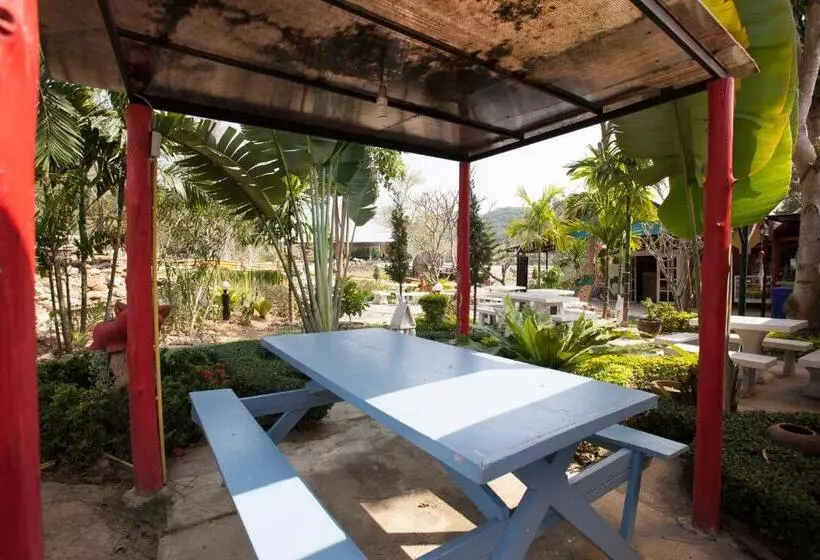 בית מלון כפרי Baanraisooksangchan