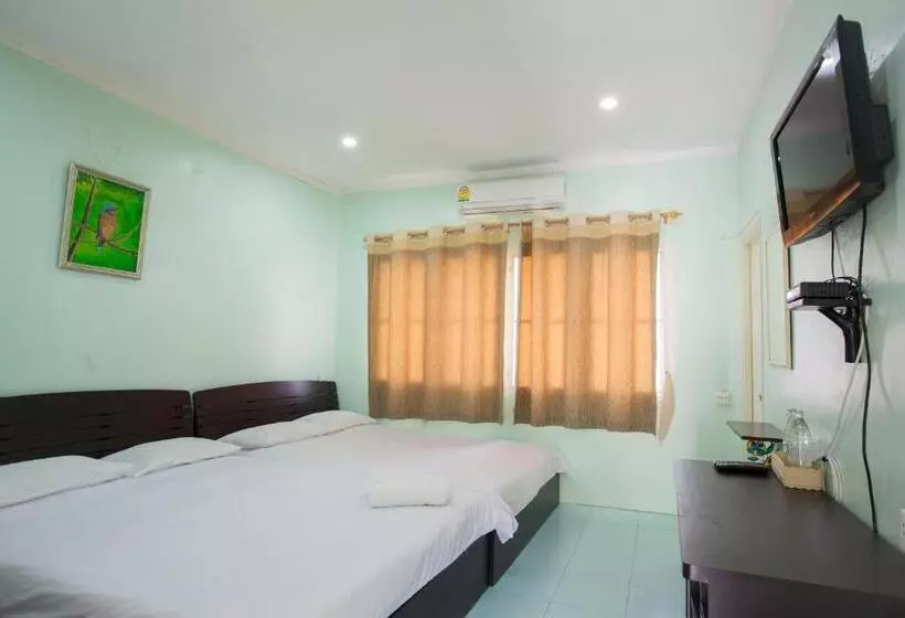 בית מלון כפרי Baanraisooksangchan