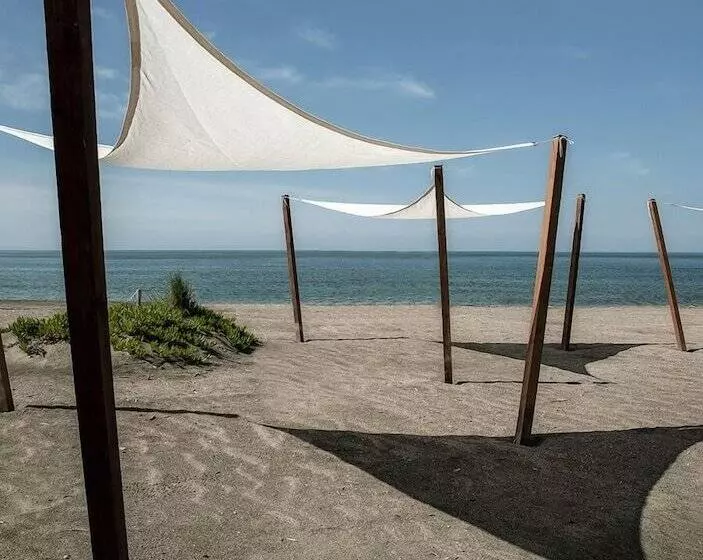 Szálloda Baron Beach