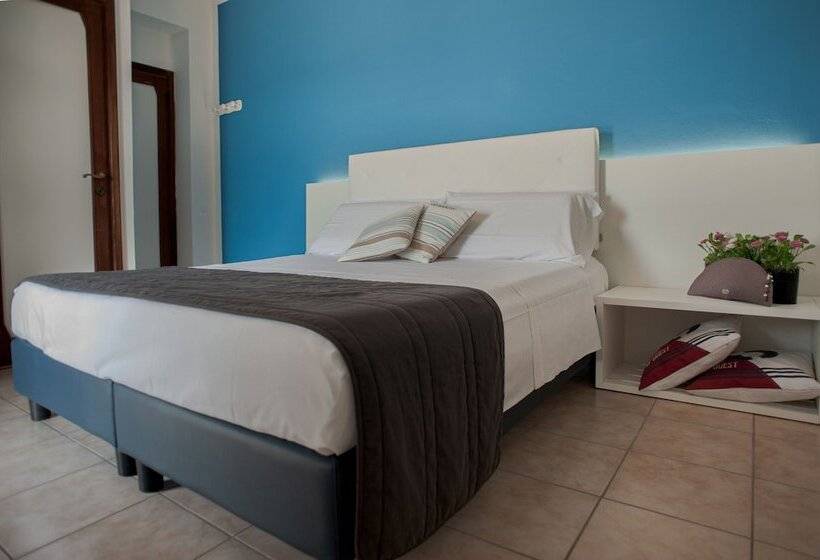 בית מלון כפרי Baron Beach