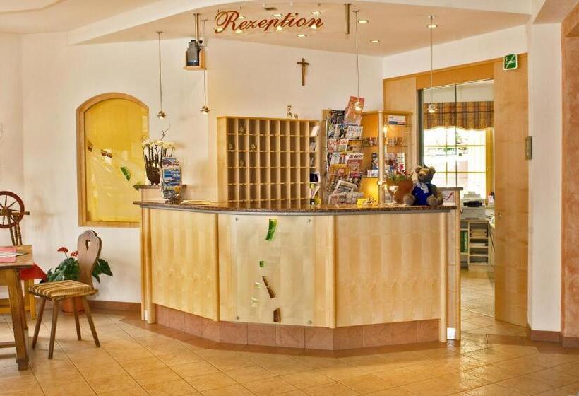 בית מלון כפרי Berghof