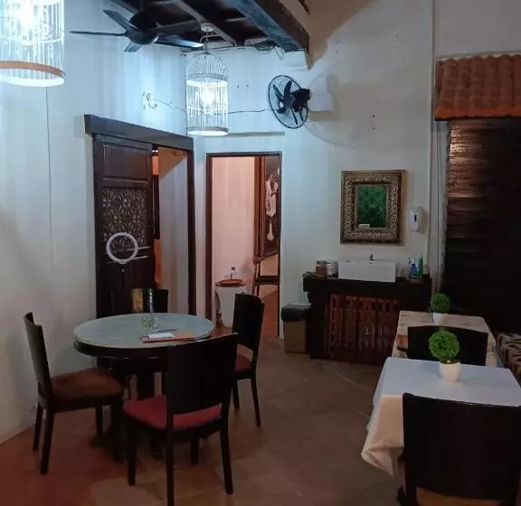 فندق Cintra House